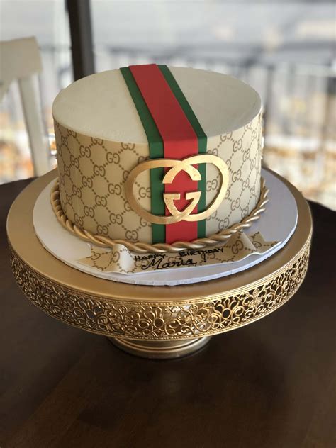 gucci images cake|Gucci birthday cake for her.